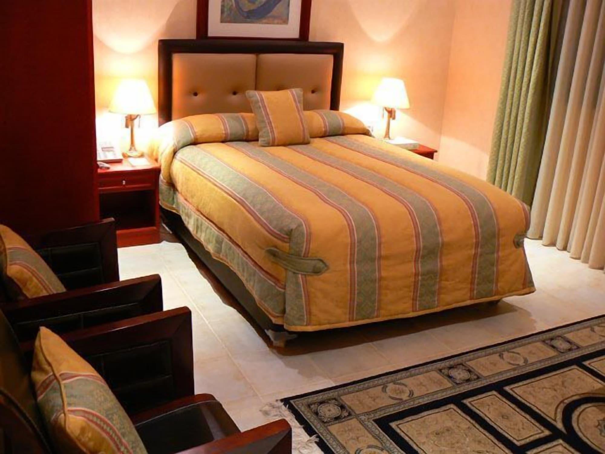 Al Bustan Hotel Доха Екстериор снимка
