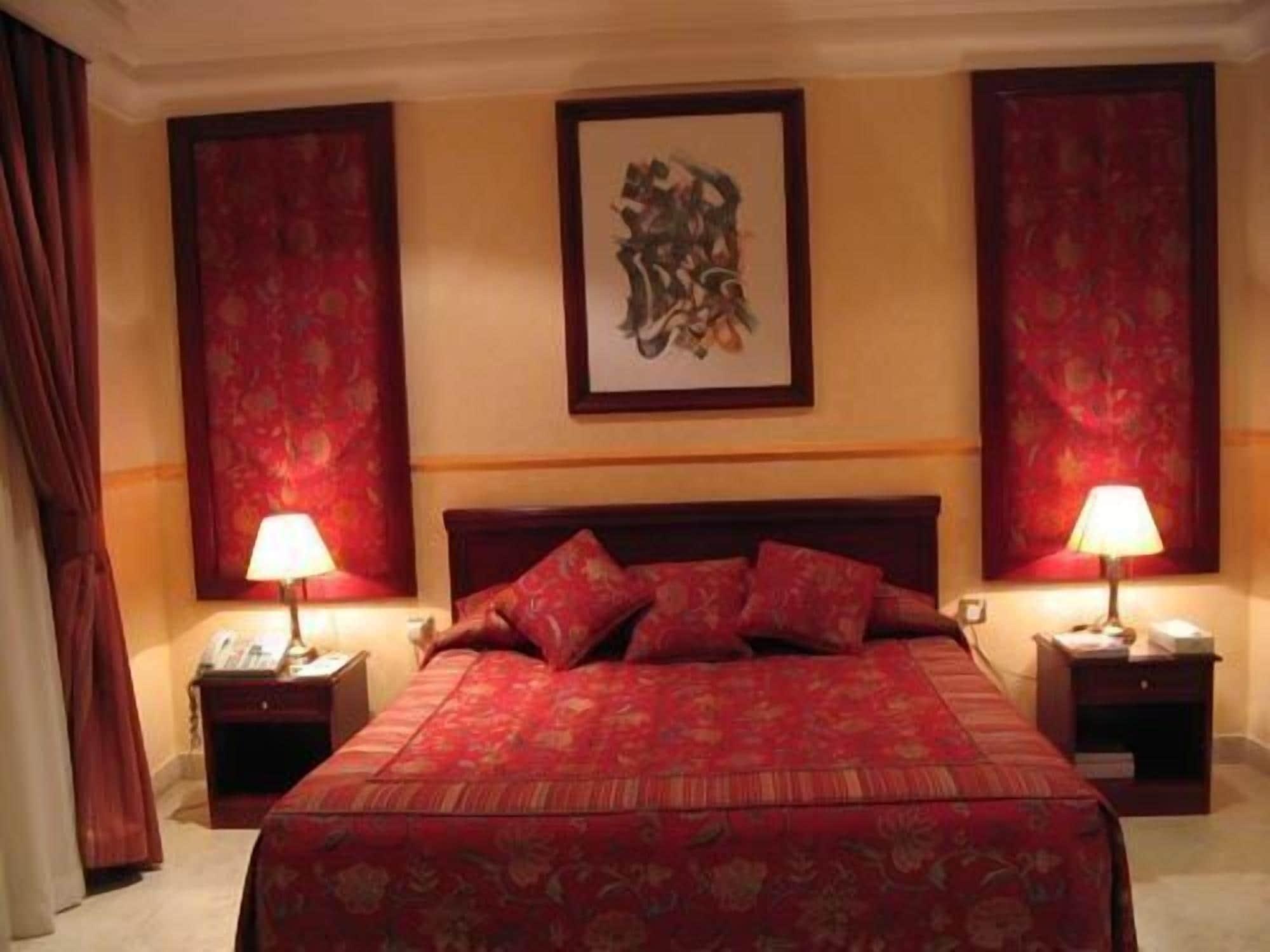 Al Bustan Hotel Доха Екстериор снимка