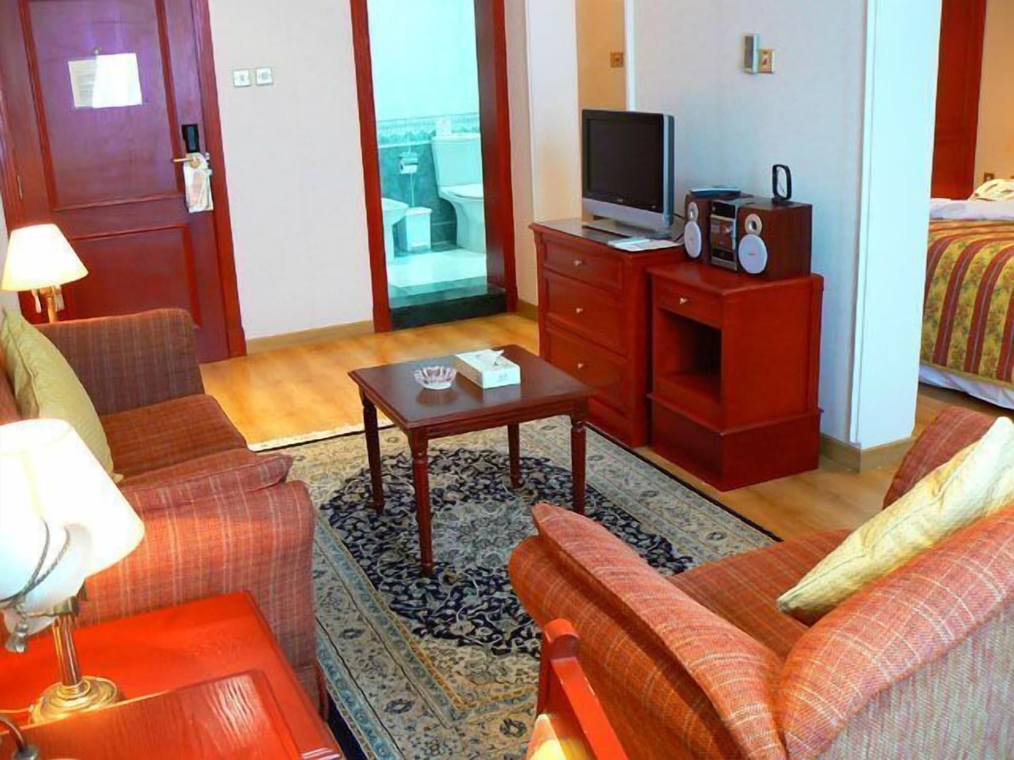 Al Bustan Hotel Доха Екстериор снимка